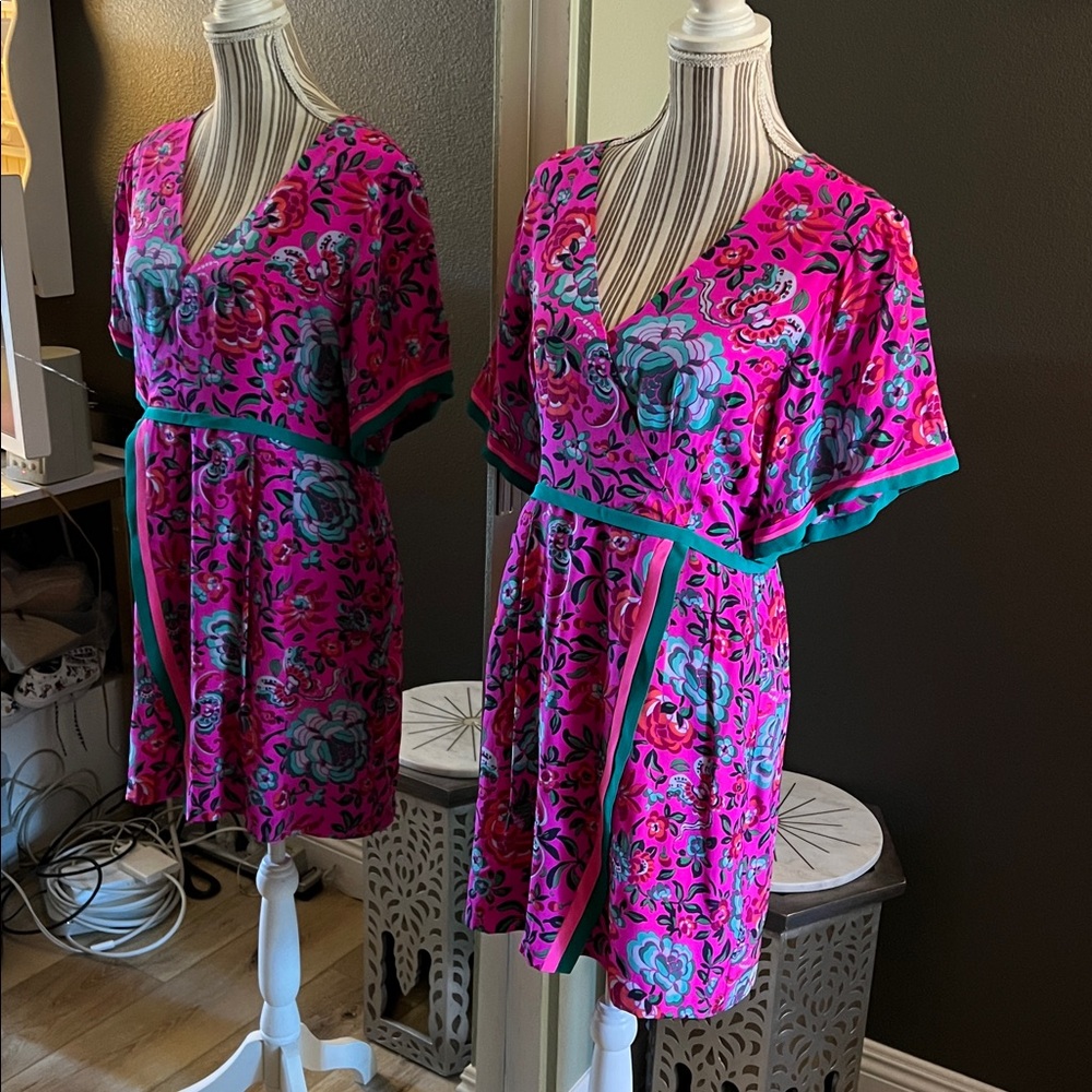🛑 1 hour sale. NWT. Nanette Lepore, size 10, Teal & Pink, Lotus Silk, Floral